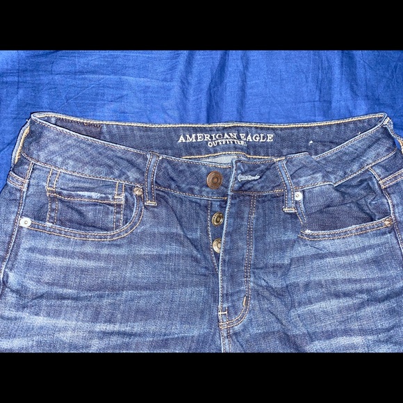 American Eagle Tom-girl Mom Jeans - Picture 2 of 4